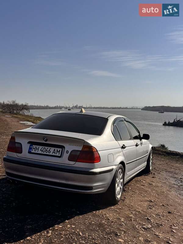 BMW 3 Series 2000