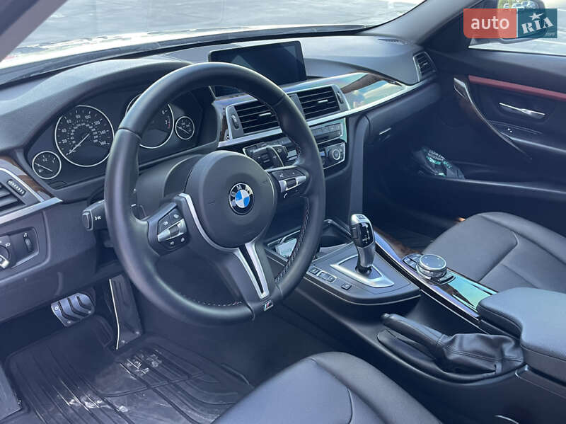 Седан BMW 3 Series 2016 в Киеве