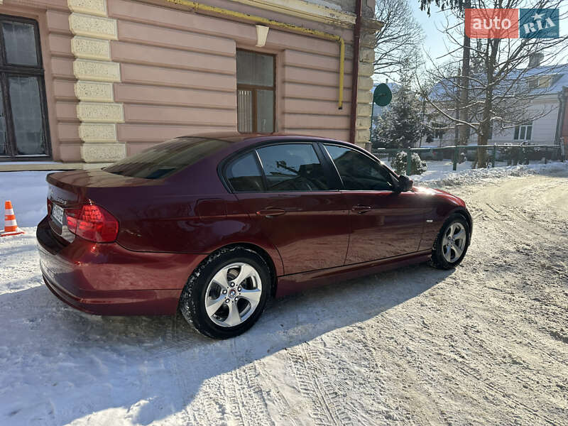 Седан BMW 3 Series 2010 в Черновцах фото 5 Седан BMW 3 Series 2010 в Черновцах