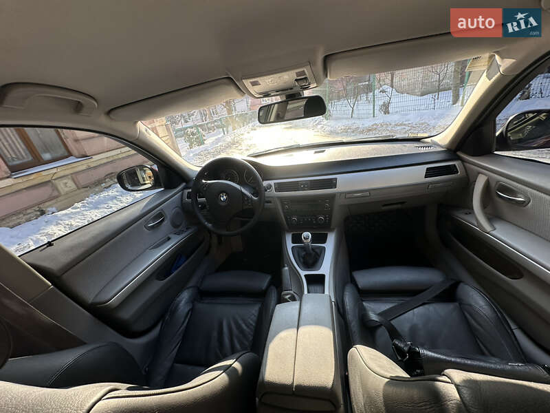 Седан BMW 3 Series 2010 в Черновцах фото 29 Седан BMW 3 Series 2010 в Черновцах