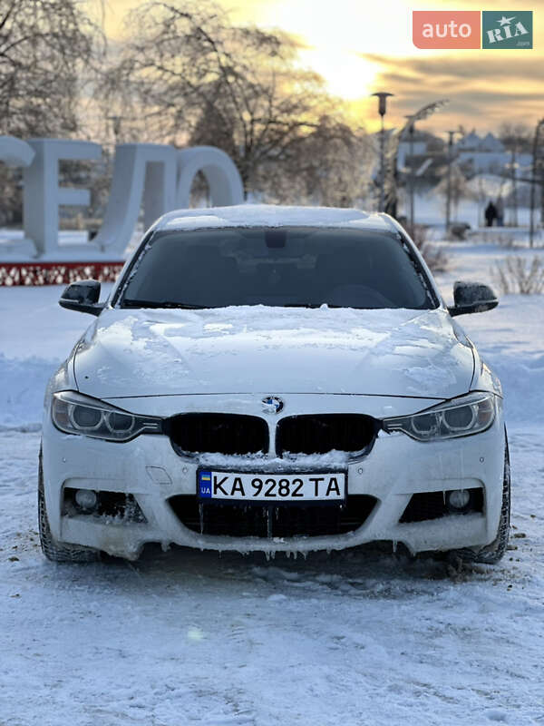 Седан BMW 3 Series 2013 в Ирпене