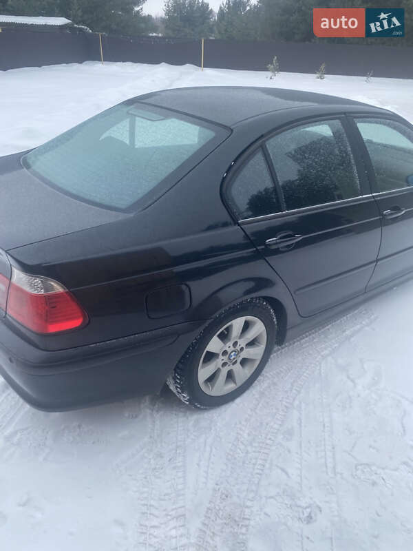 Седан BMW 3 Series 2004 в Шацке