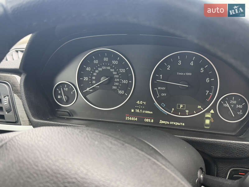 Седан BMW 3 Series 2013 в Ровно