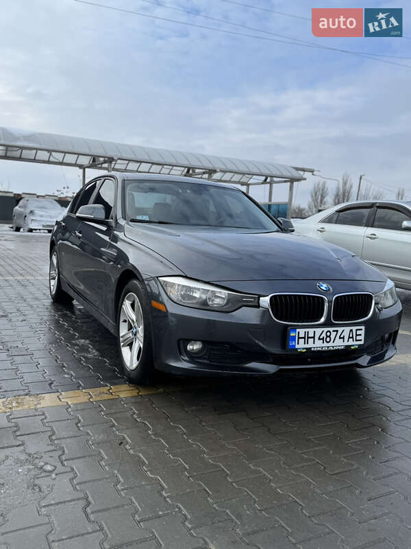 Седан BMW 3 Series 2013 в Николаеве