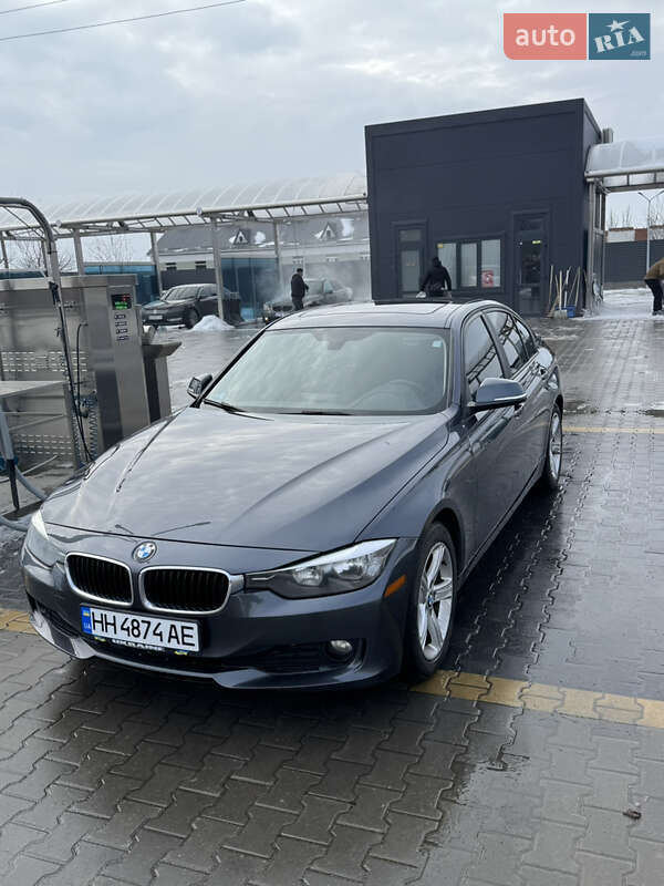 Седан BMW 3 Series 2013 в Николаеве