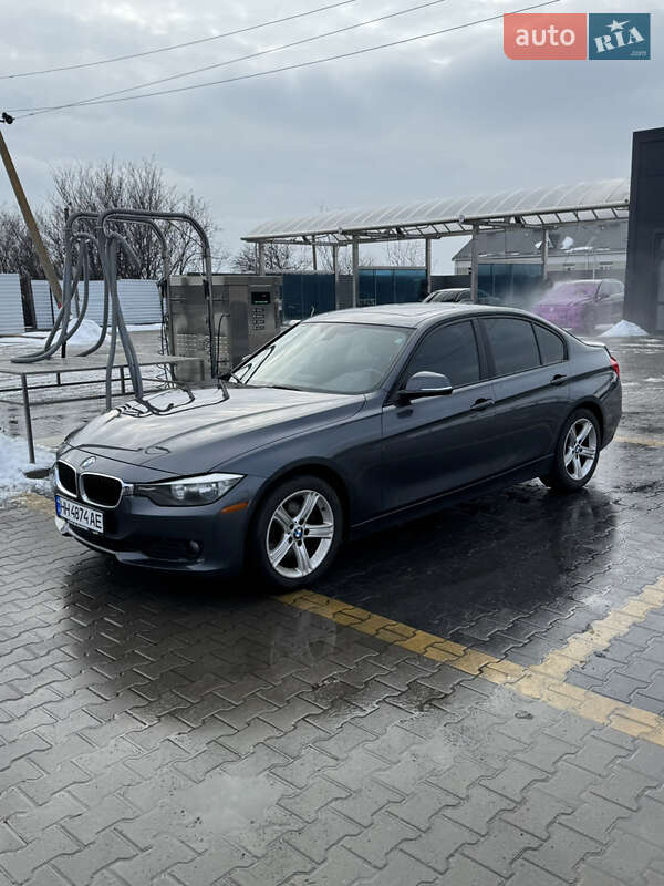 Седан BMW 3 Series 2013 в Николаеве