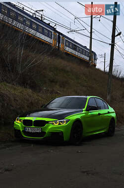 Седан BMW 3 Series 2017 в Києві