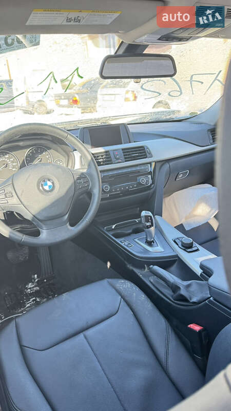 Седан BMW 3 Series 2016 в Ровно фото 14 Седан BMW 3 Series 2016 в Ровно