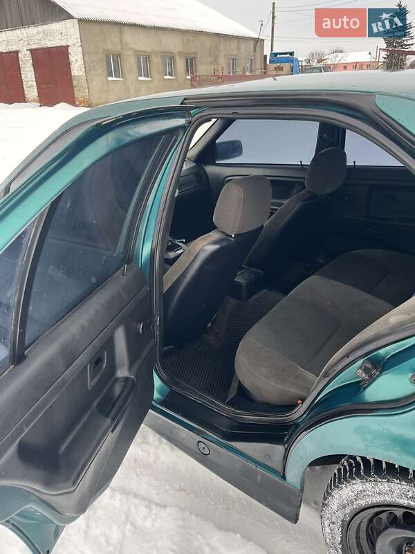 Седан BMW 3 Series 1992 в Погребище фото 6 Седан BMW 3 Series 1992 в Погребище