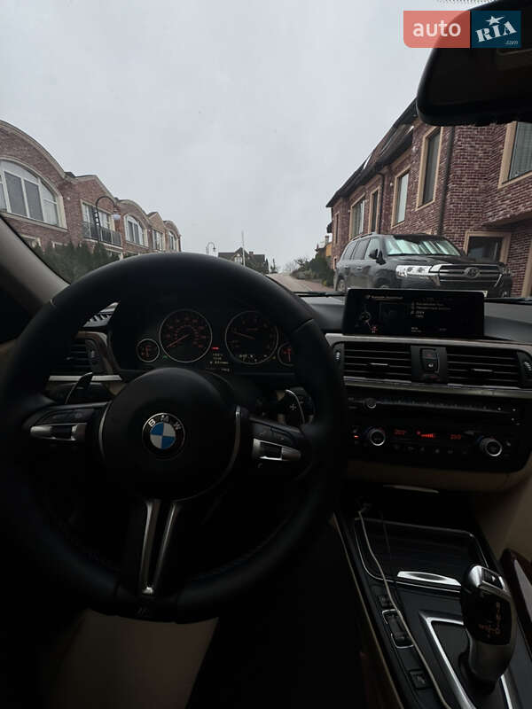 Седан BMW 3 Series 2013 в Черновцах