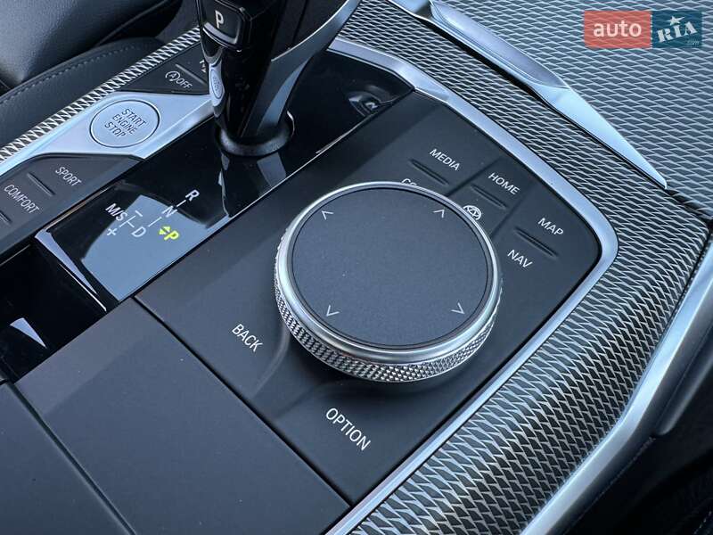 Седан BMW 3 Series 2021 в Киеве