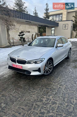 Седан BMW 3 Series 2019 в Львові