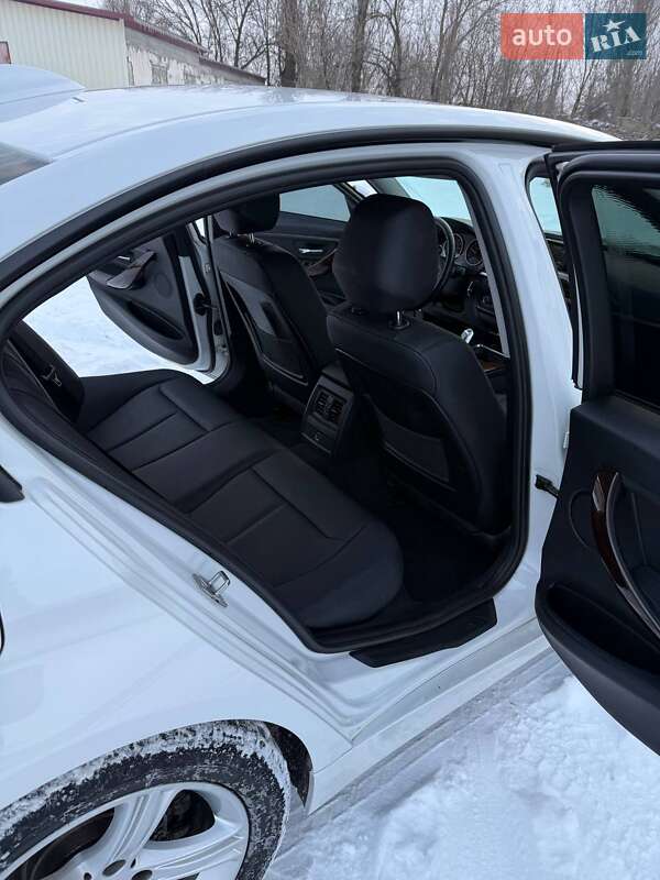 Седан BMW 3 Series 2013 в Киеве фото 12 Седан BMW 3 Series 2013 в Киеве