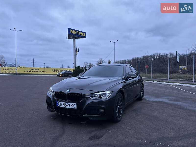 Седан BMW 3 Series 2016 в Полтаве