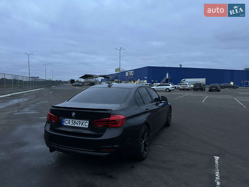 Седан BMW 3 Series 2016 в Полтаве