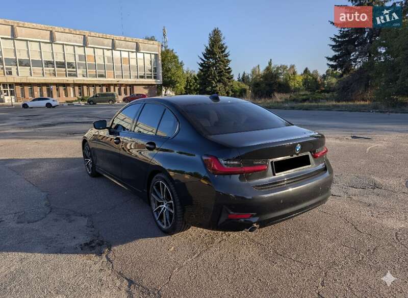 Седан BMW 3 Series 2022 в Кропивницком фото 18 Седан BMW 3 Series 2022 в Кропивницком