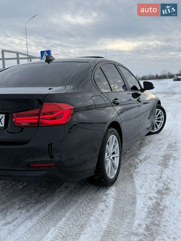 Седан BMW 3 Series 2016 в Виннице