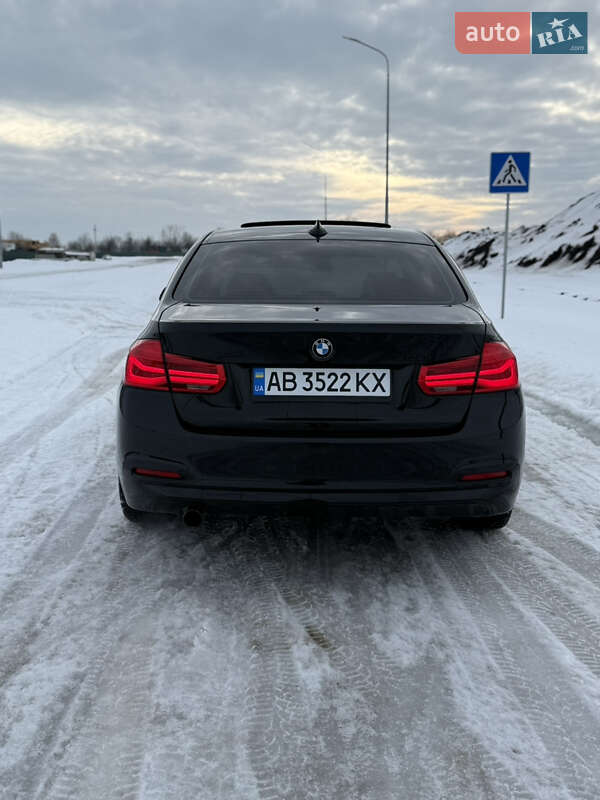 Седан BMW 3 Series 2016 в Виннице