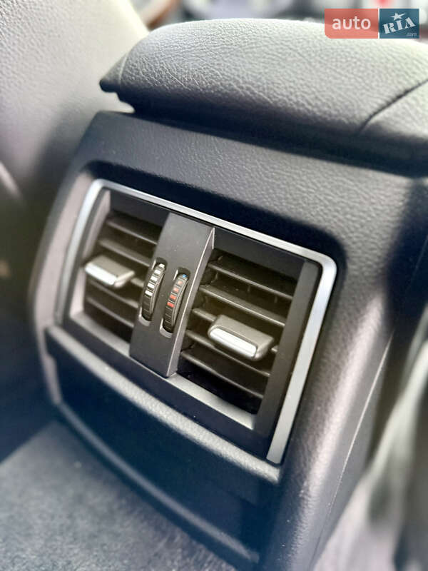 Седан BMW 3 Series 2016 в Виннице