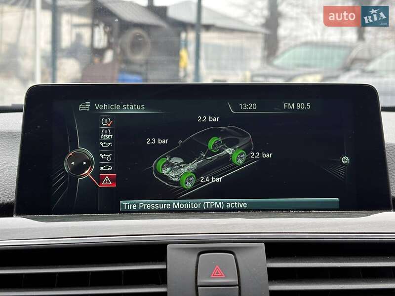 Седан BMW 3 Series 2016 в Виннице