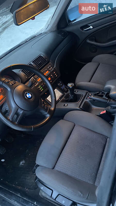 Универсал BMW 3 Series 2005 в Сатанове