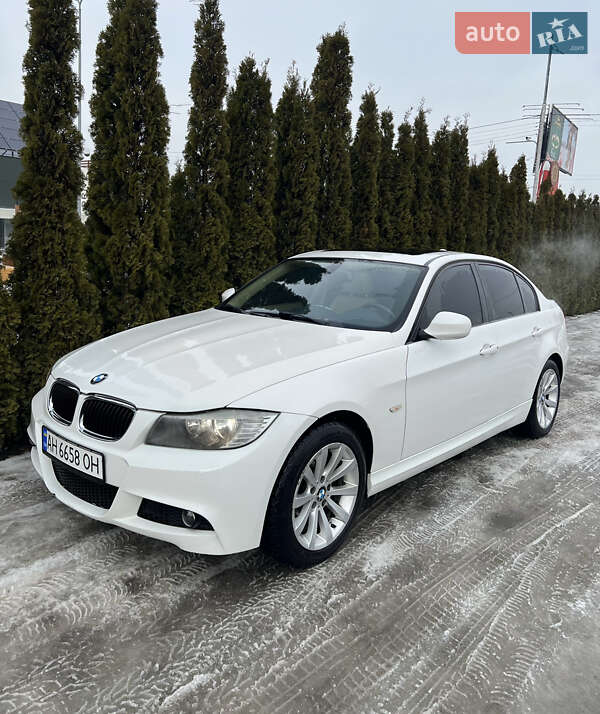 Седан BMW 3 Series 2011 в Киеве фото 2 Седан BMW 3 Series 2011 в Киеве