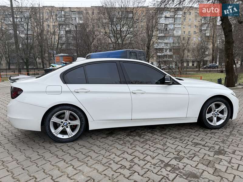 Седан BMW 3 Series 2013 в Одесі