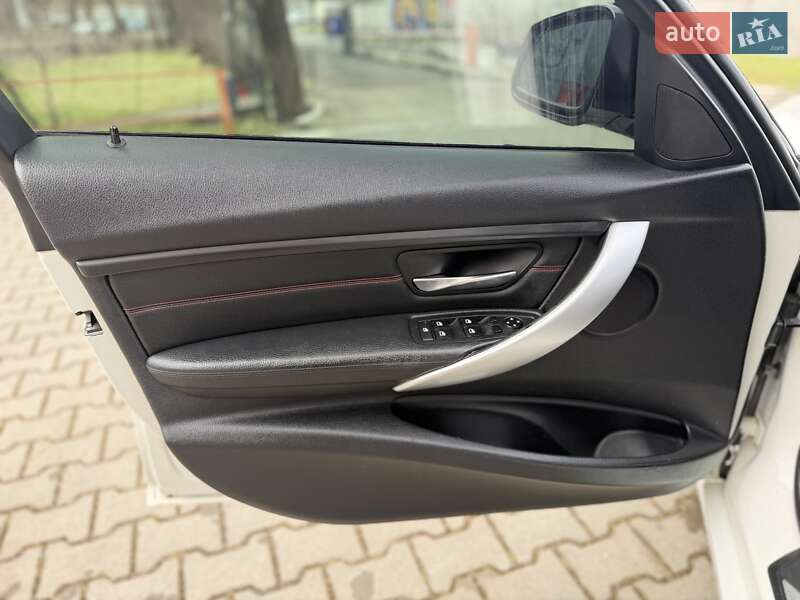 Седан BMW 3 Series 2013 в Одесі