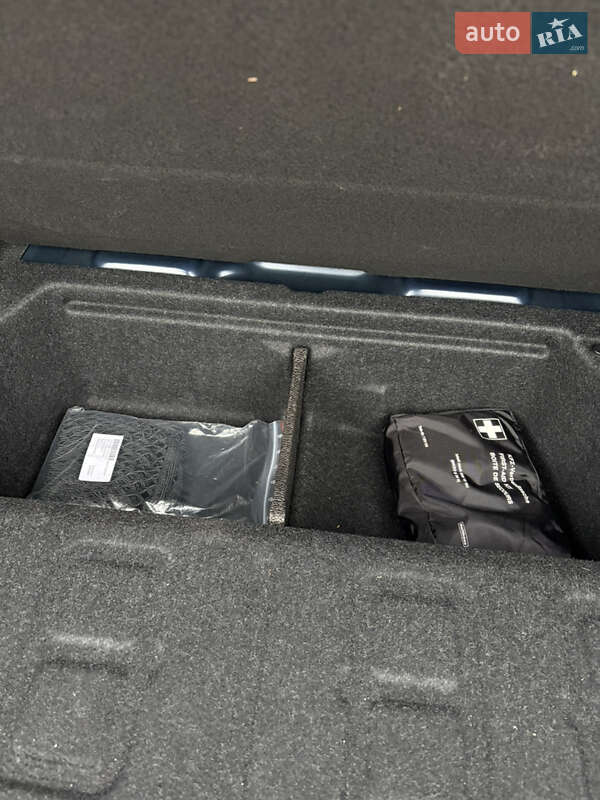 Седан BMW 3 Series 2015 в Фастове