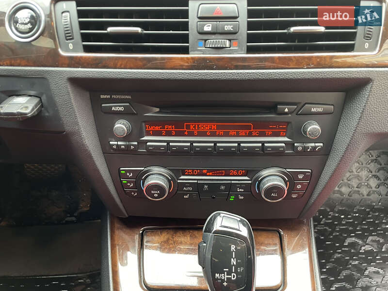 Купе BMW 3 Series 2009 в Киеве фото 15 Купе BMW 3 Series 2009 в Киеве