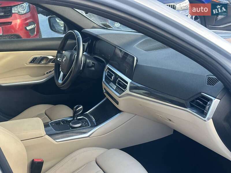 Седан BMW 3 Series 2019 в Луцке фото 26 Седан BMW 3 Series 2019 в Луцке