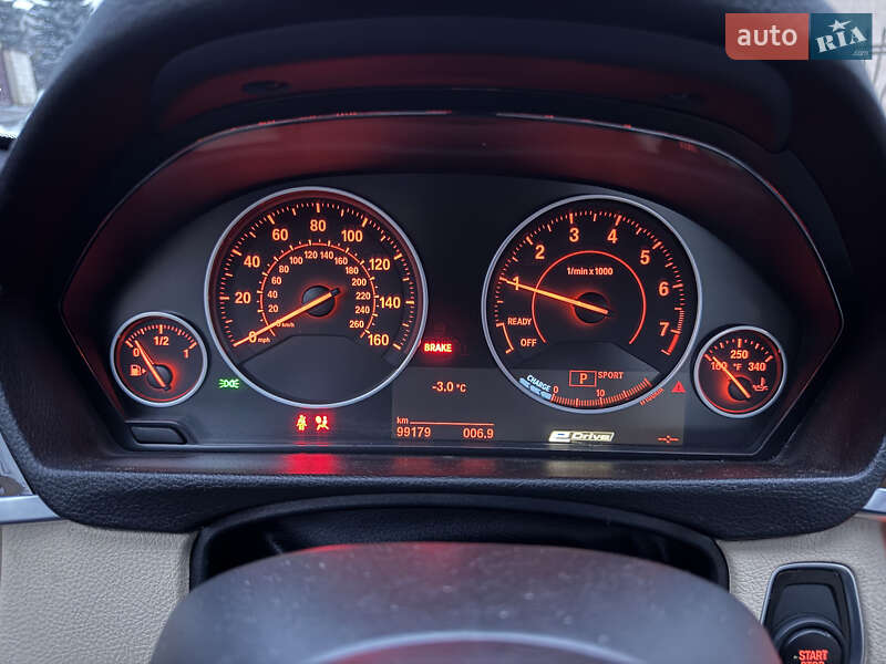 Седан BMW 3 Series 2017 в Львове