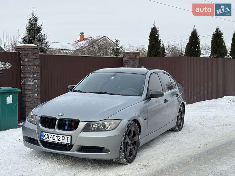 Седан BMW 3 Series 2005 в Киеве фото Седан BMW 3 Series 2005 в Киеве