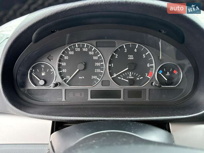 Седан BMW 3 Series 2004 в Киеве фото 4 Седан BMW 3 Series 2004 в Киеве