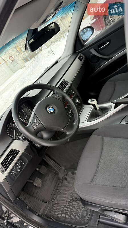 Универсал BMW 3 Series 2008 в Киеве