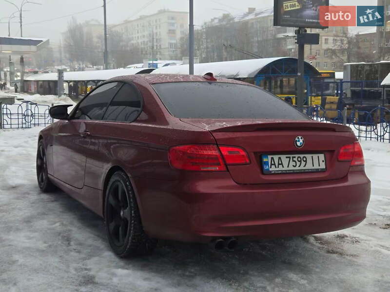 Купе BMW 3 Series 2012 в Киеве фото 9 Купе BMW 3 Series 2012 в Киеве