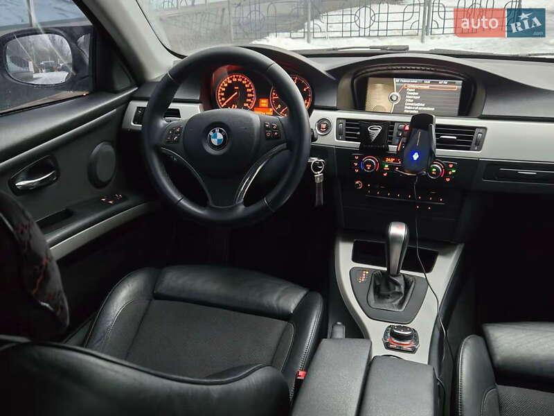 Купе BMW 3 Series 2012 в Киеве фото 24 Купе BMW 3 Series 2012 в Киеве