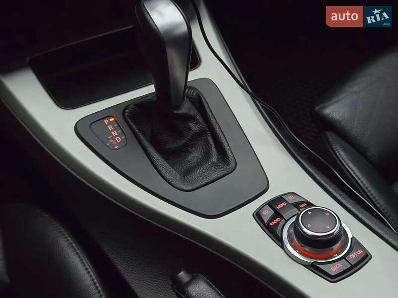 Купе BMW 3 Series 2012 в Киеве фото 29 Купе BMW 3 Series 2012 в Киеве