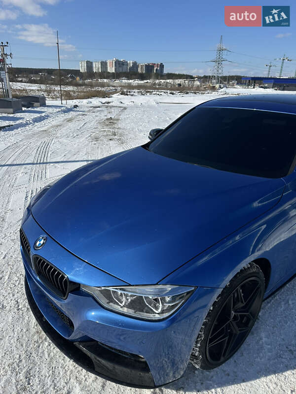 Седан BMW 3 Series 2016 в Киеве