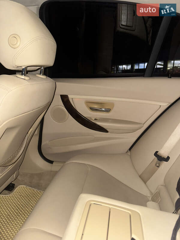 Седан BMW 3 Series 2013 в Ужгороде фото 44 Седан BMW 3 Series 2013 в Ужгороде