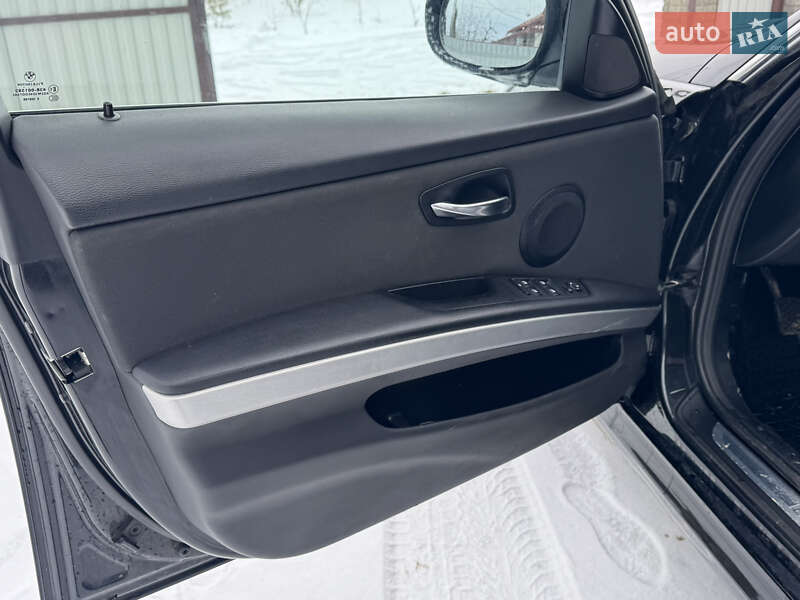 Универсал BMW 3 Series 2010 в Глыбокой