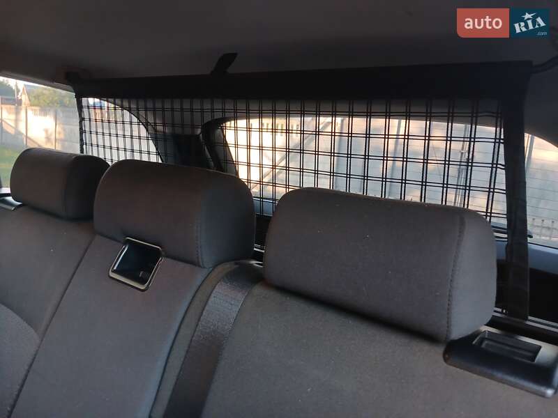 Універсал BMW 3 Series 2003 в Полтаві фото 11 Універсал BMW 3 Series 2003 в Полтаві