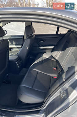 Седан BMW 3 Series 2009 в Черкасах