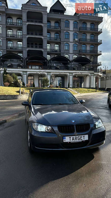 Седан BMW 3 Series 2005 в Пустомытах