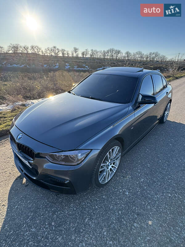 Седан BMW 3 Series 2014 в Одессе