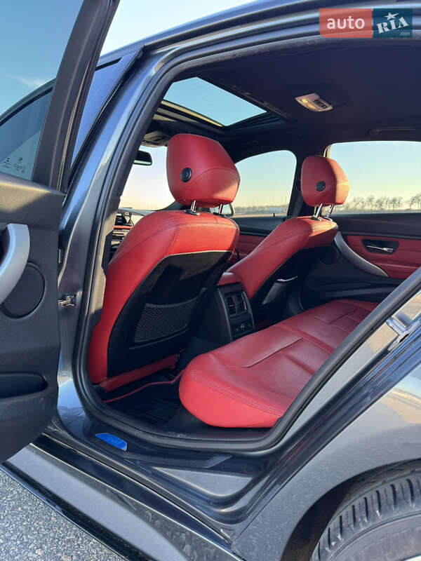 Седан BMW 3 Series 2014 в Одессе