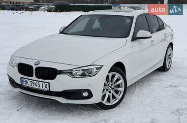 Седан BMW 3 Series 2017 в Киеве