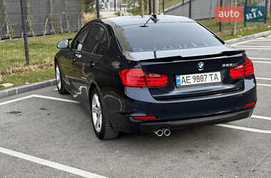 Седан BMW 3 Series 2014 в Дніпрі