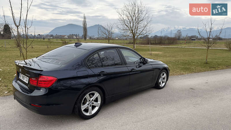 Седан BMW 3 Series 2014 в Днепре