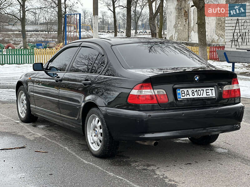 Седан BMW 3 Series 2004 в Новом Буге